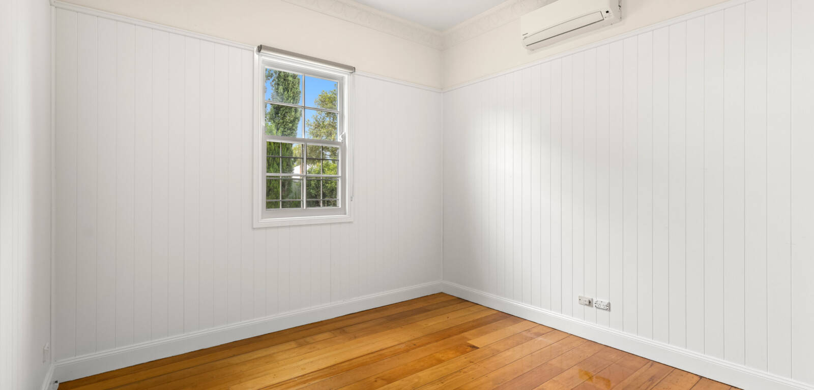 32 Eleanor St, EAST TOOWOOMBA, QLD 4350 AU