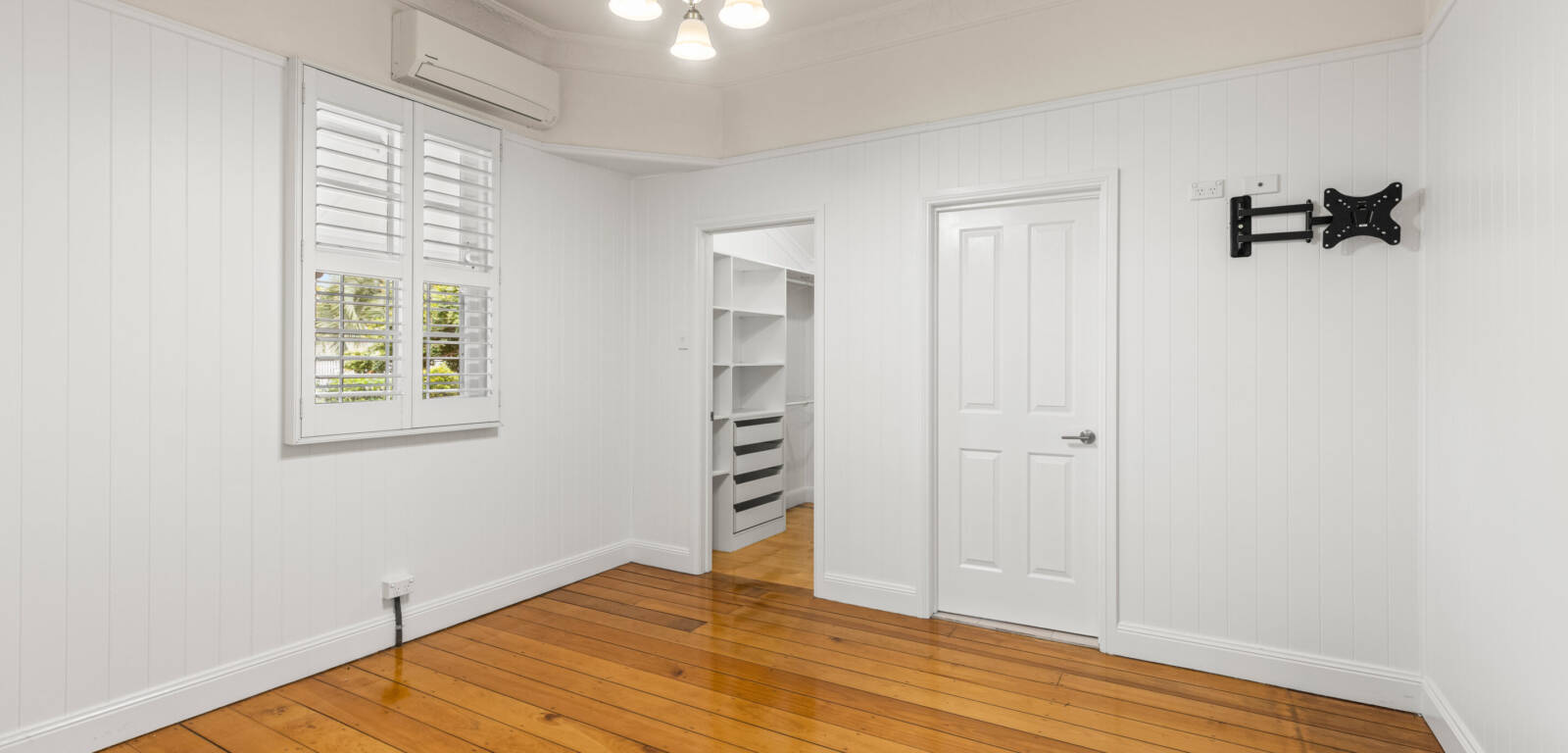 32 Eleanor St, EAST TOOWOOMBA, QLD 4350 AU