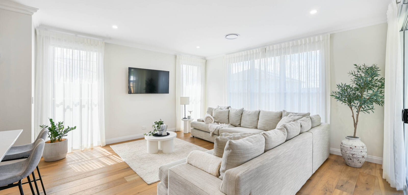 2/127 Stenner St, MIDDLE RIDGE, QLD 4350 AU