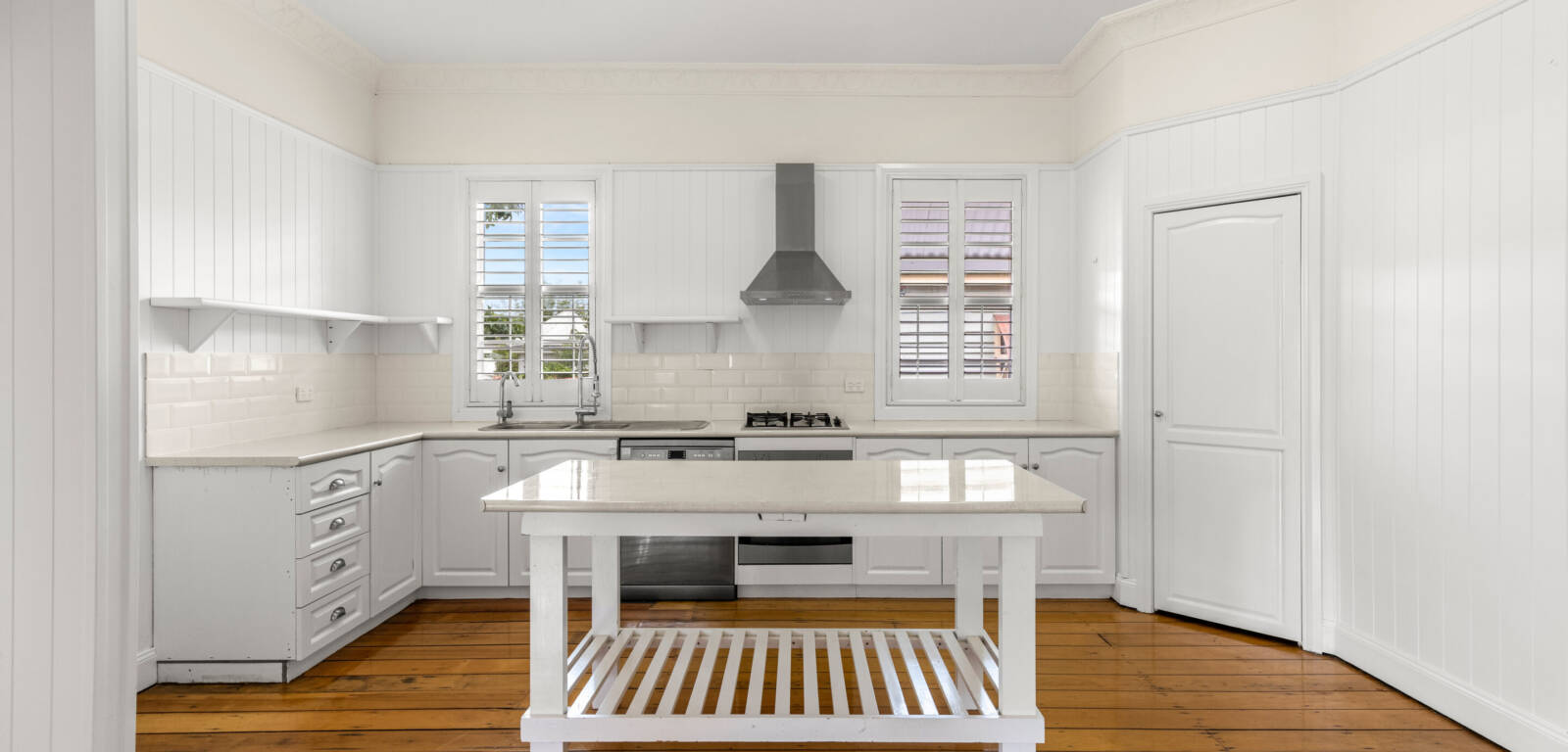 32 Eleanor St, EAST TOOWOOMBA, QLD 4350 AU