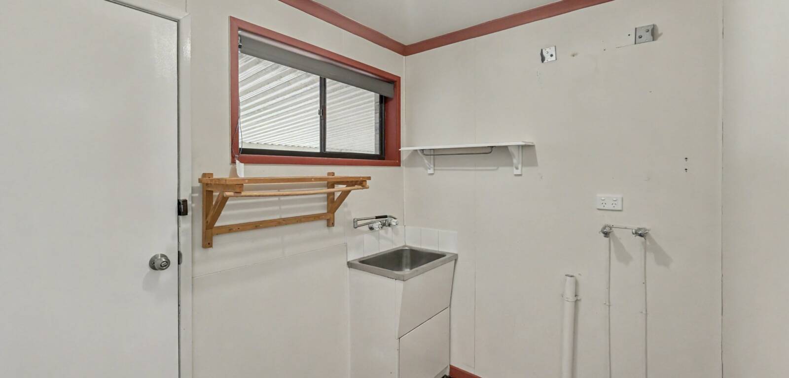 69 Arabian St, HARRISTOWN, QLD 4350 AU