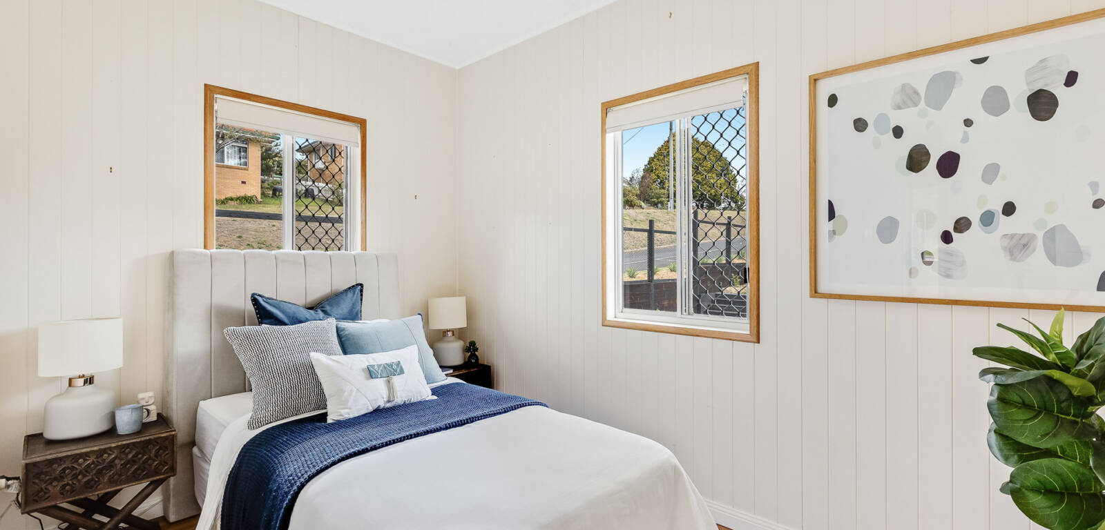 68 North St, MOUNT LOFTY, QLD 4350 AU