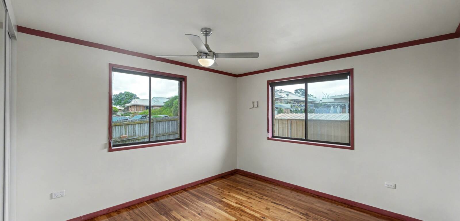 69 Arabian St, HARRISTOWN, QLD 4350 AU