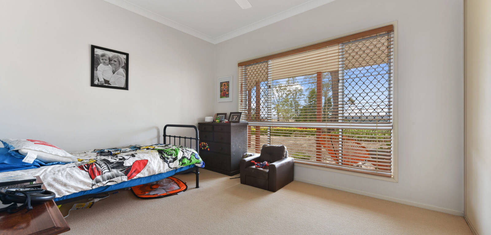 1 Cotswold Cl, COTSWOLD HILLS, QLD 4350 AU