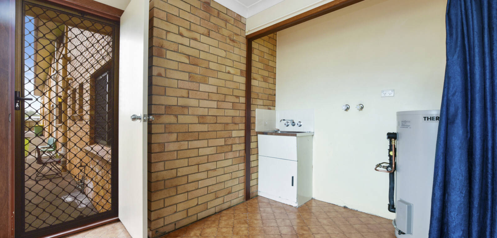 1/40 Vacy St, NEWTOWN, QLD 4350 AU