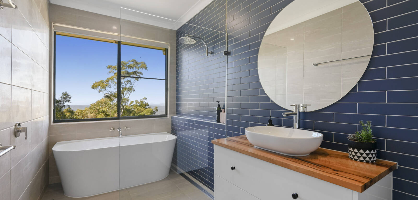 208 Fernbank Rd, FIFTEEN MILE, QLD 4352 AU