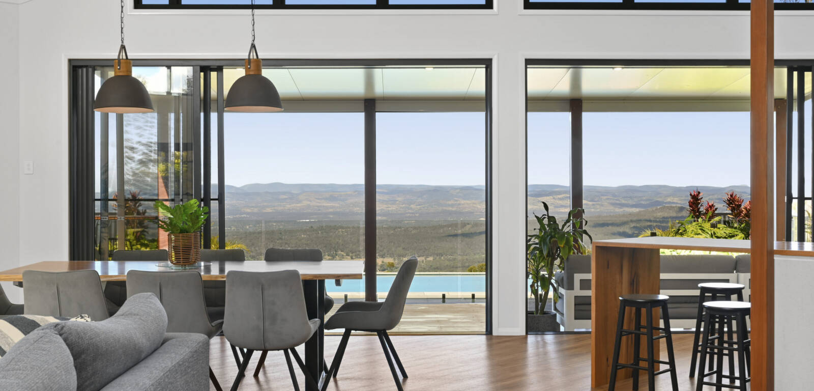 208 Fernbank Rd, FIFTEEN MILE, QLD 4352 AU