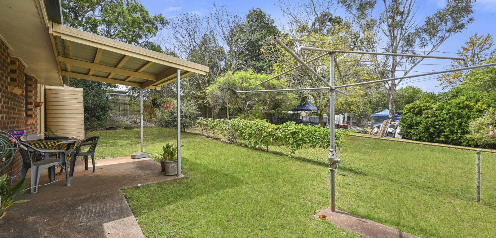 36 Hampton St, NEWTOWN, QLD 4350 AU