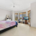 1 Cotswold Cl, COTSWOLD HILLS, QLD 4350 AU