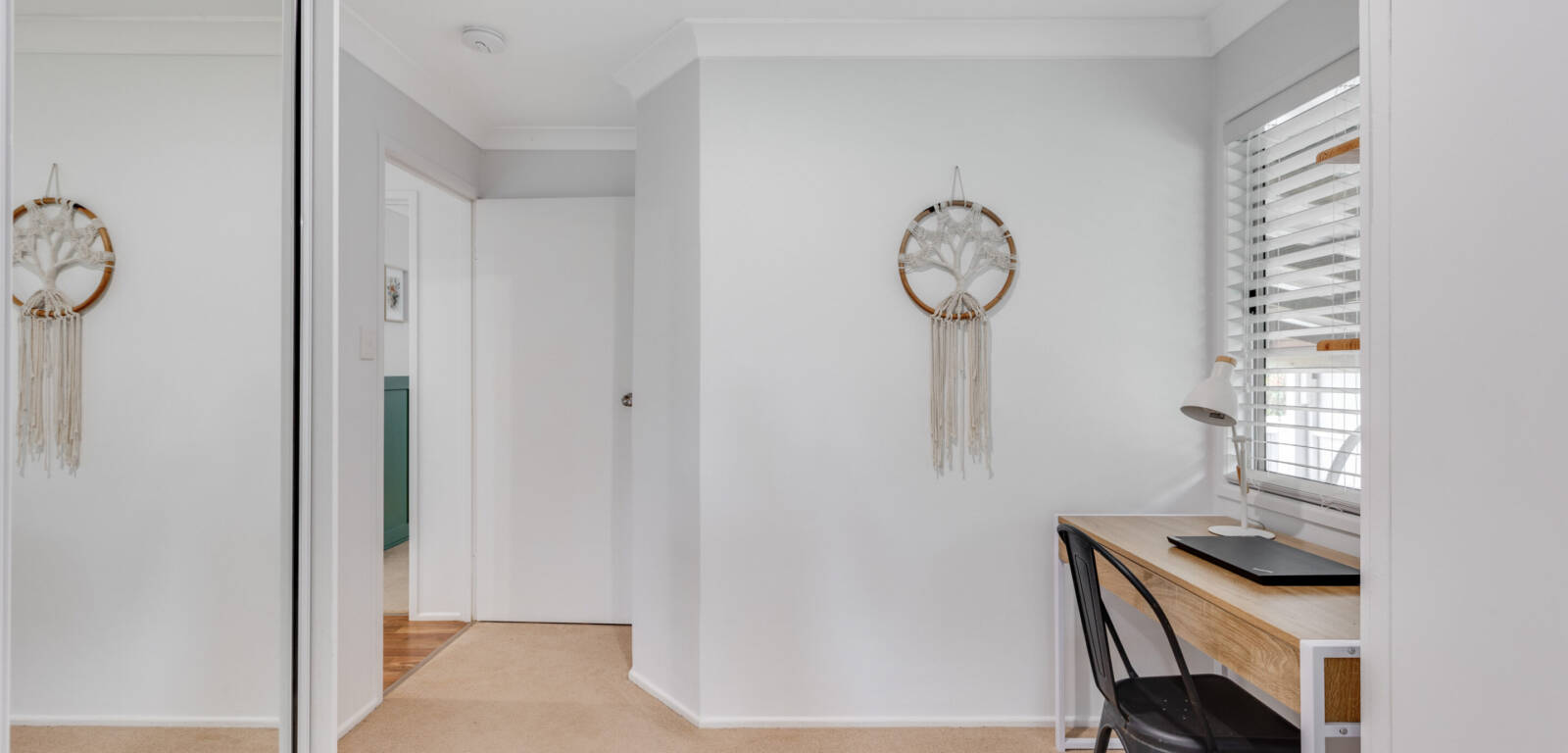 10 Kratzmann Ct, KEARNEYS SPRING, QLD 4350 AU