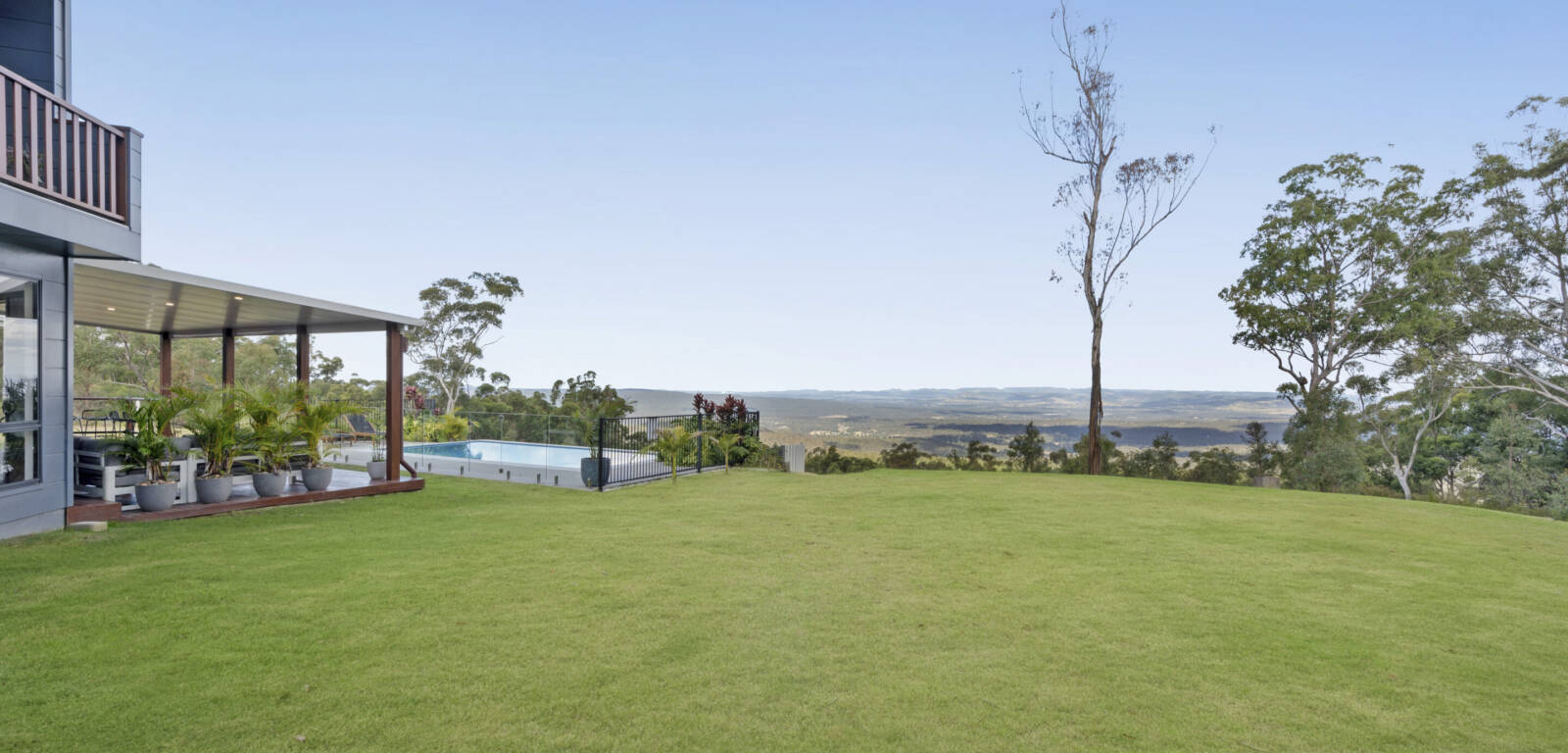 208 Fernbank Rd, FIFTEEN MILE, QLD 4352 AU