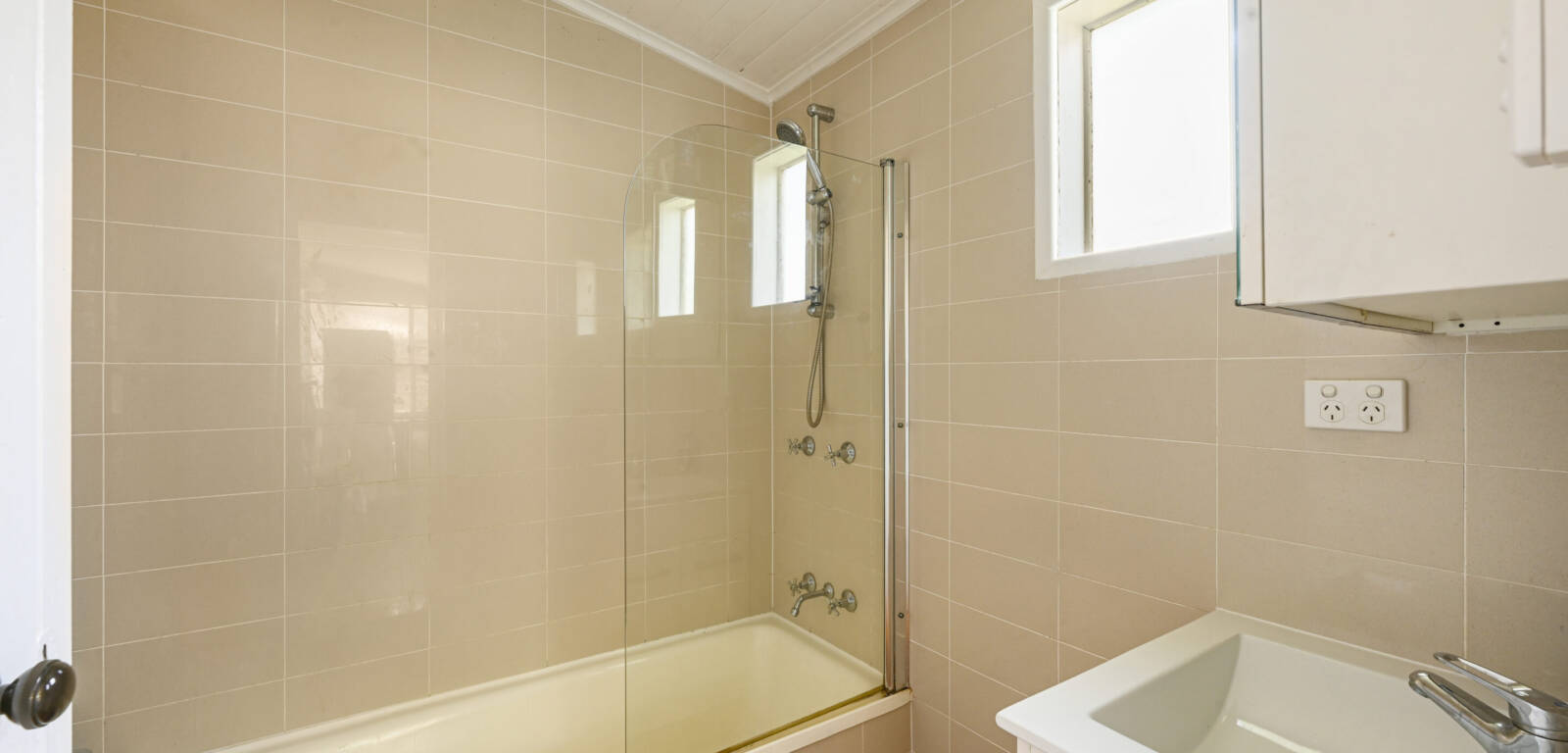 47 Anzac Ave, NEWTOWN, QLD 4350 AU