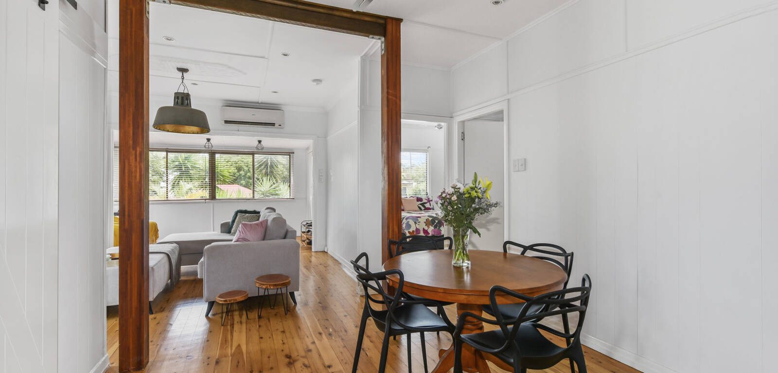 102A Stuart St, MOUNT LOFTY, QLD 4350 AU