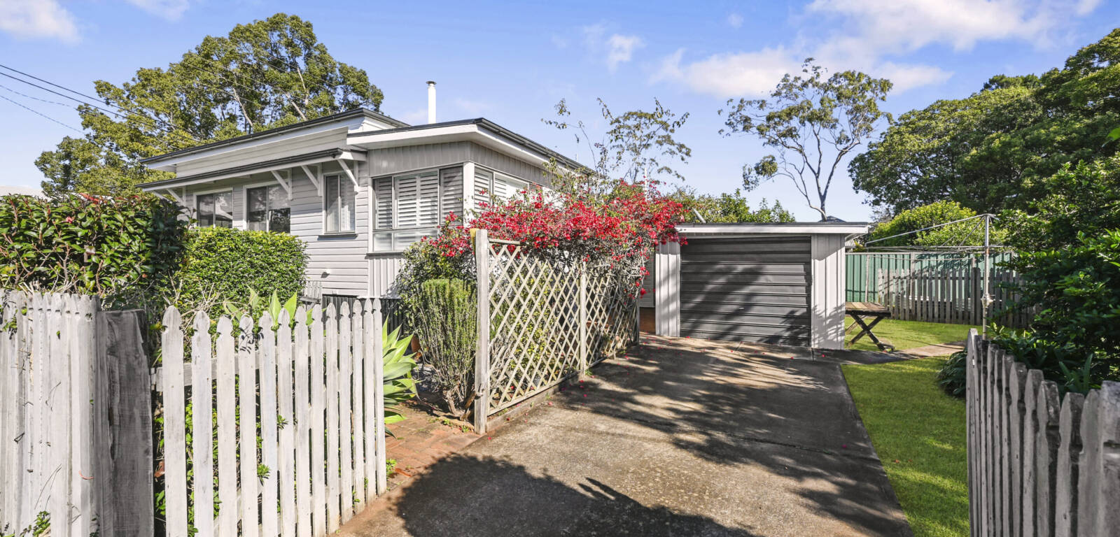1A Ascot St, NEWTOWN, QLD 4350 AU