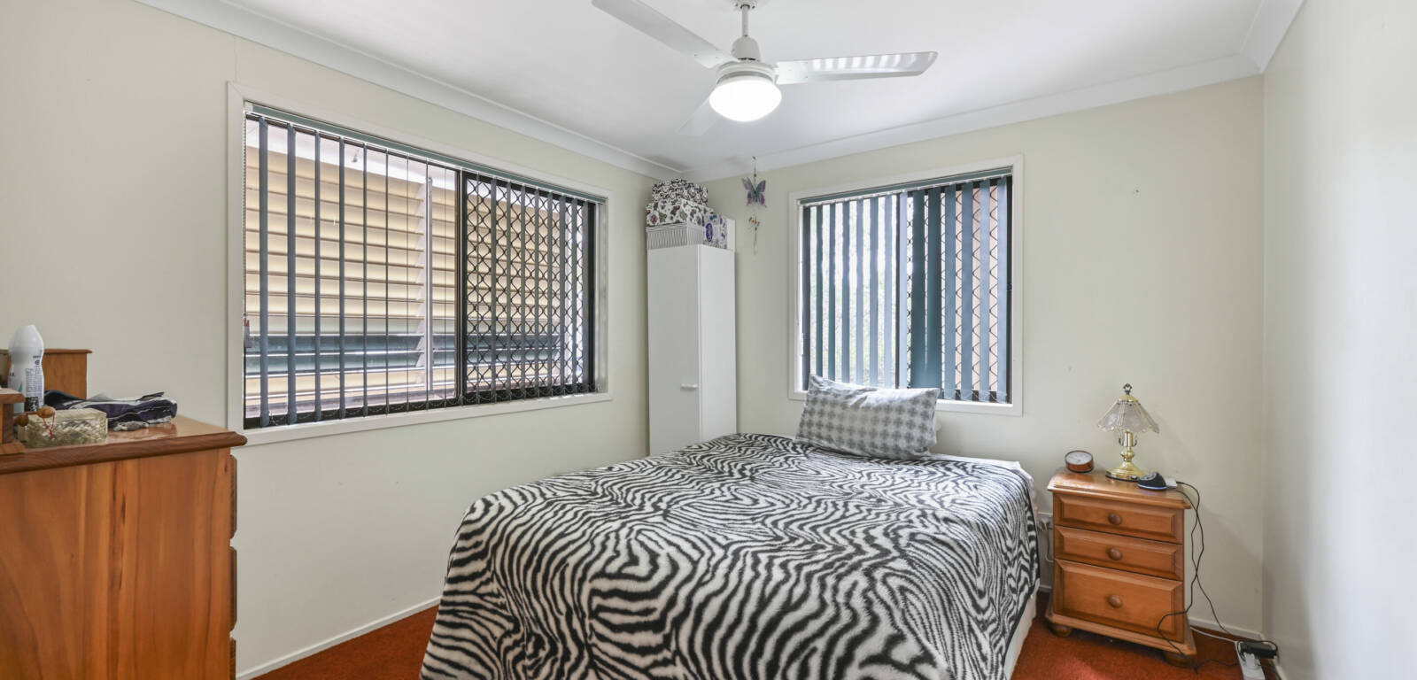 36 Hampton St, NEWTOWN, QLD 4350 AU