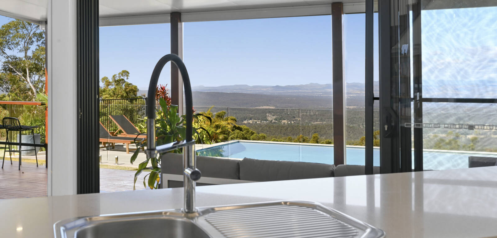 208 Fernbank Rd, FIFTEEN MILE, QLD 4352 AU