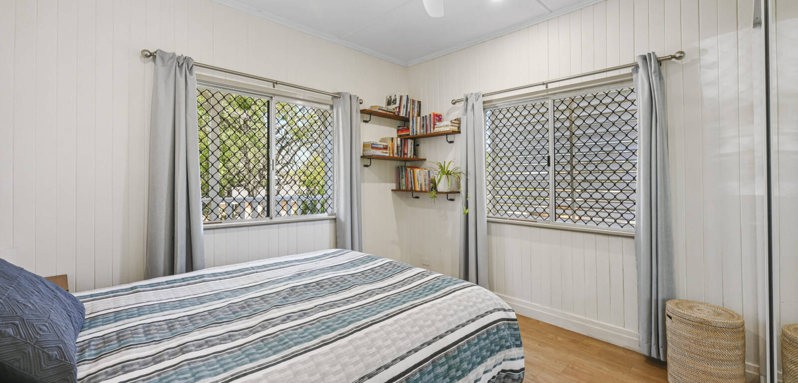 1/23 Glendower St, MOUNT LOFTY, QLD 4350 AU