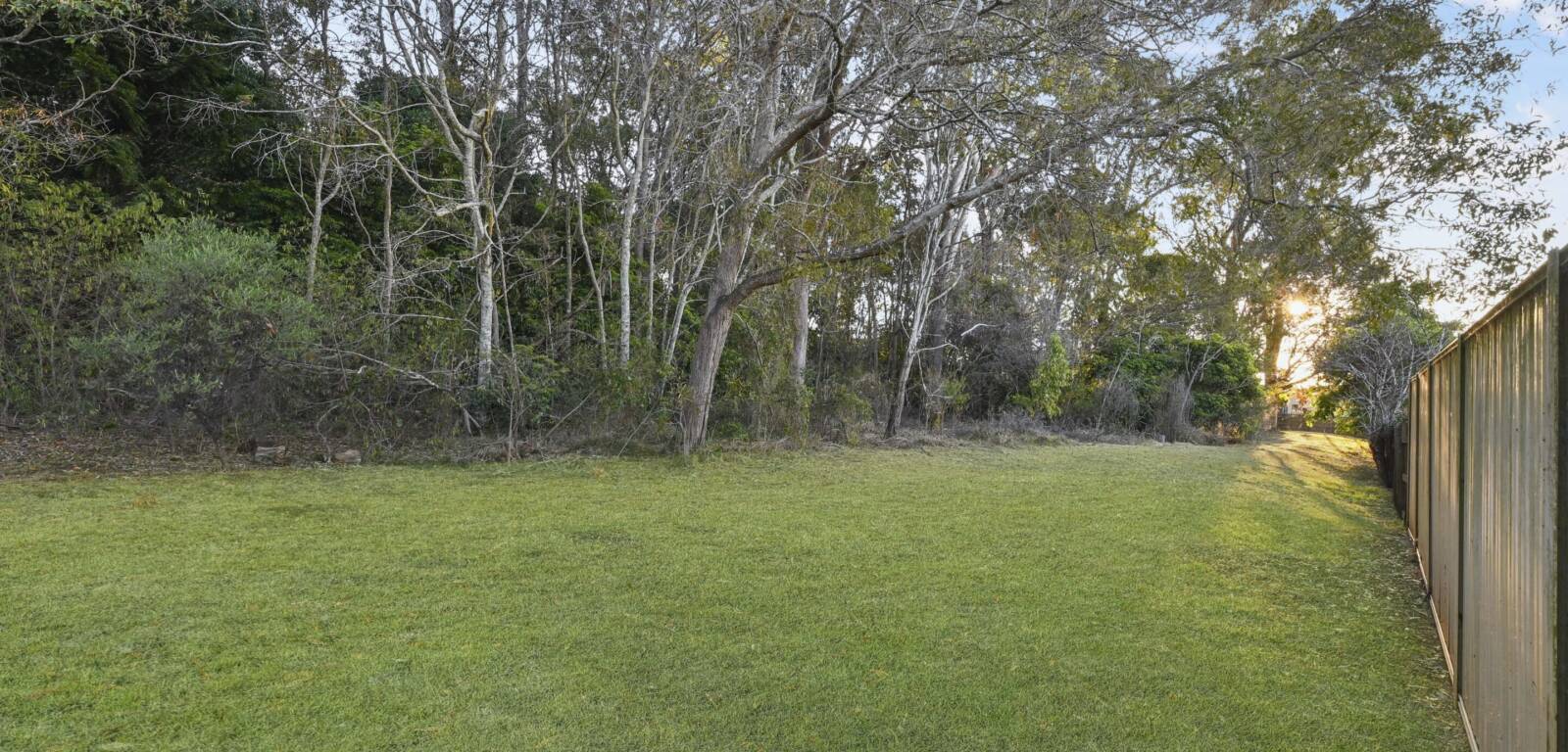 6 Jake Ct, MIDDLE RIDGE, QLD 4350 AU