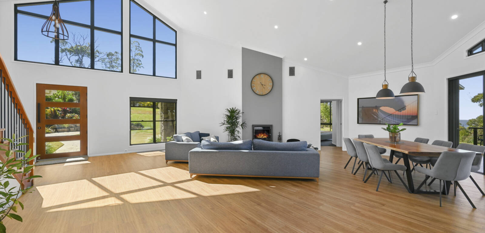 208 Fernbank Rd, FIFTEEN MILE, QLD 4352 AU