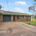 36 Hampton St, NEWTOWN, QLD 4350 AU