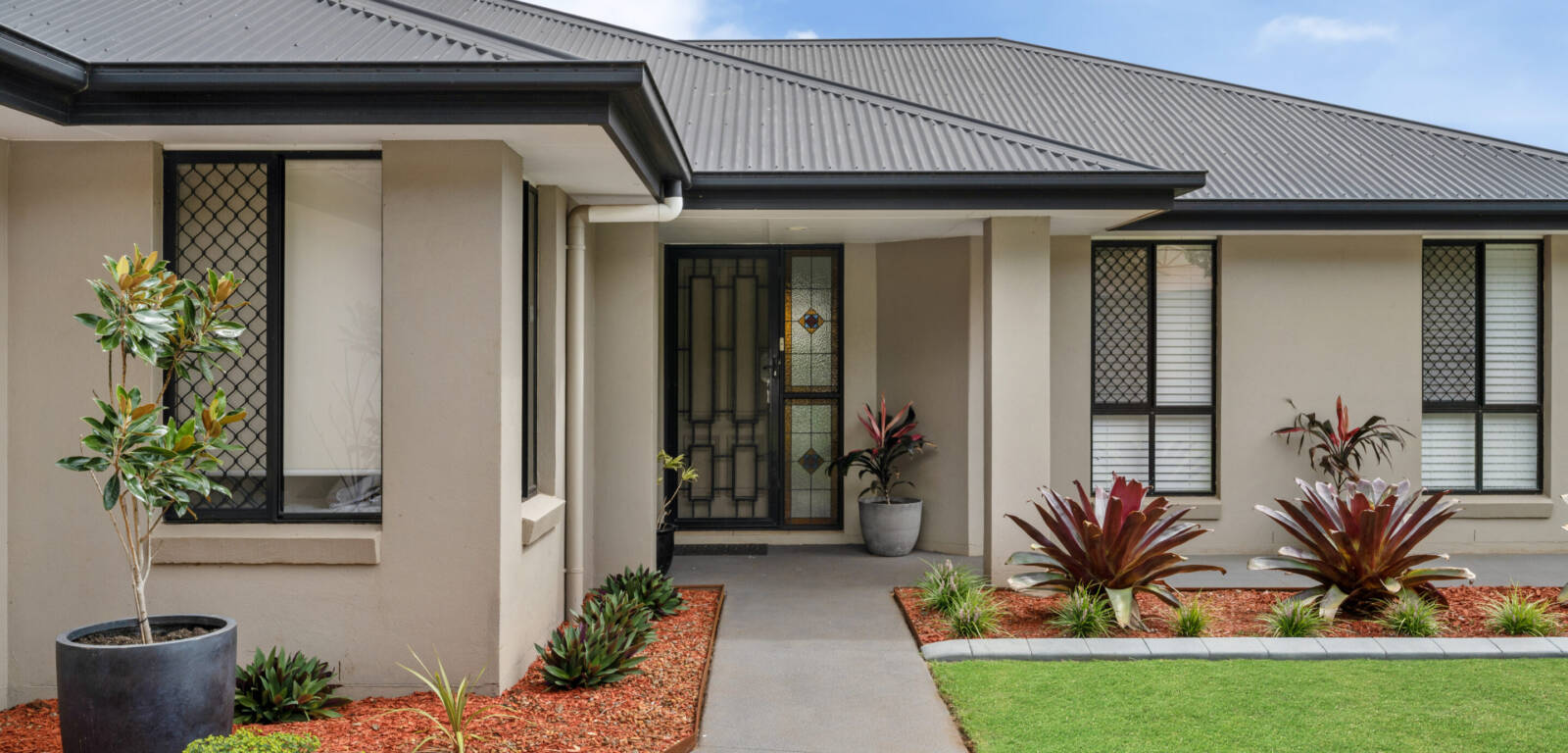5 Jake Court, MIDDLE RIDGE, QLD 4350 AU