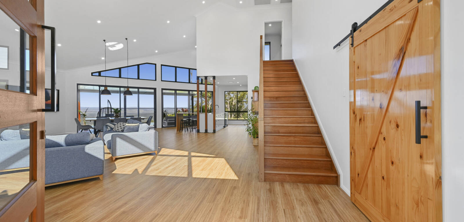 208 Fernbank Rd, FIFTEEN MILE, QLD 4352 AU