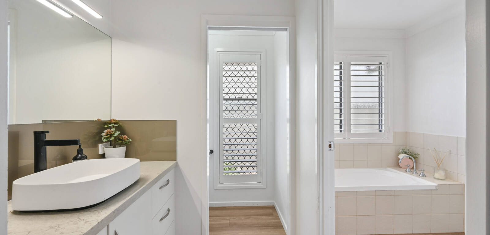 5 Jake Court, MIDDLE RIDGE, QLD 4350 AU