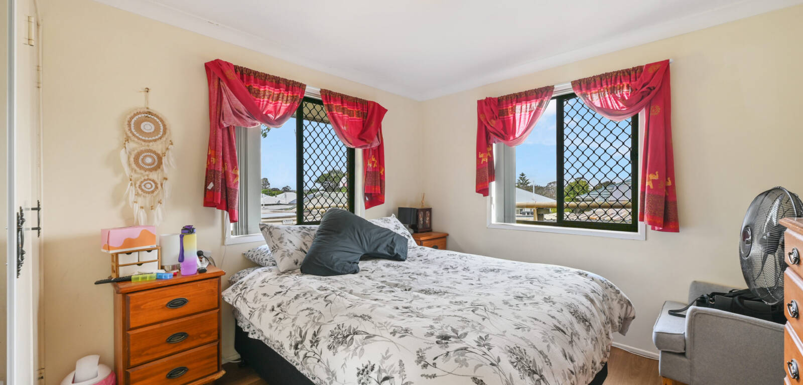 36 Hampton St, NEWTOWN, QLD 4350 AU