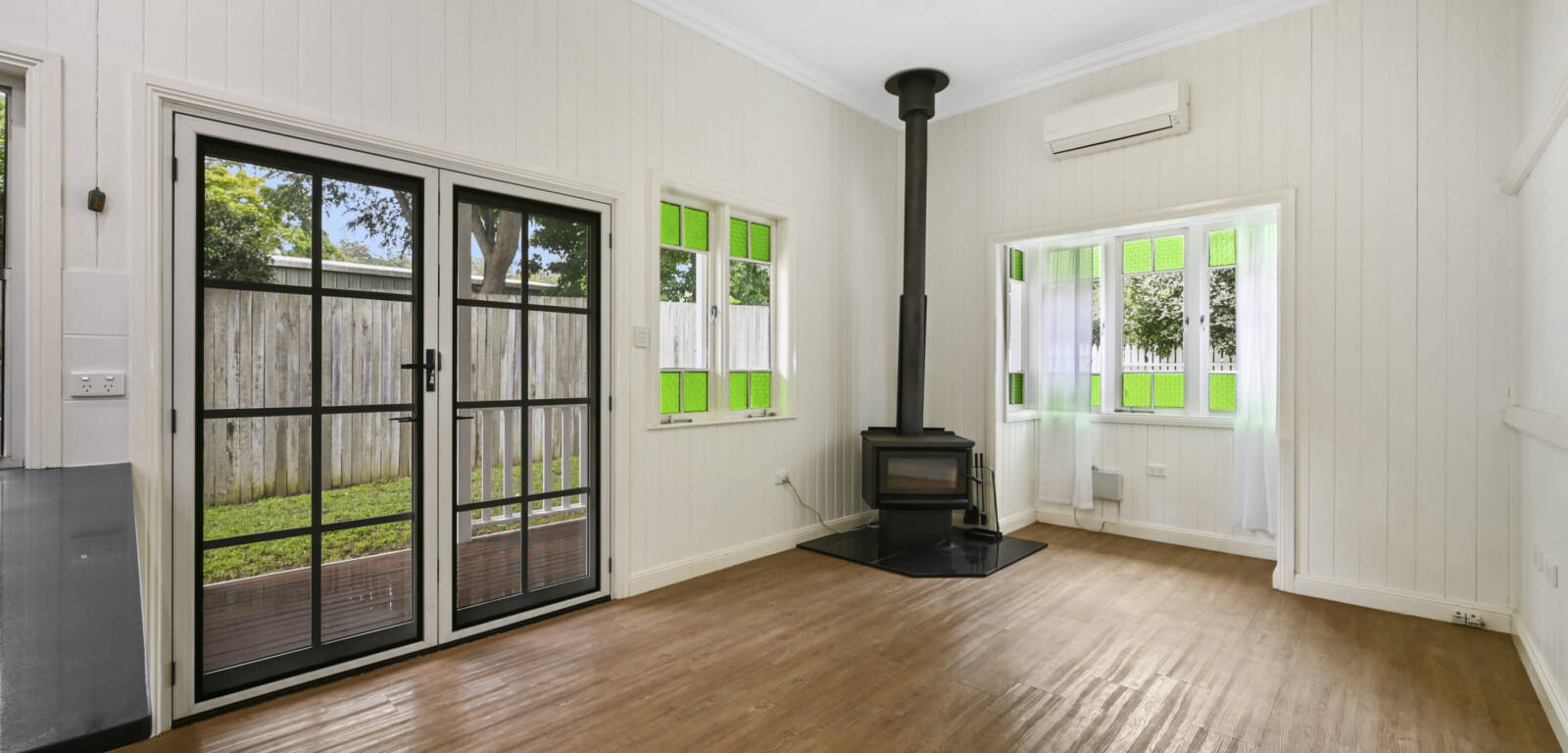 2/23 Glendower St, MOUNT LOFTY, QLD 4350 AU