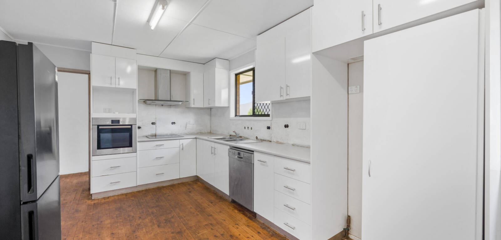 46 Fitzpatrick St, WILSONTON, QLD 4350 AU