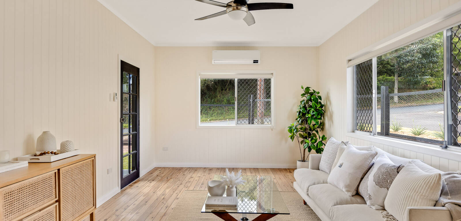 68 North St, MOUNT LOFTY, QLD 4350 AU