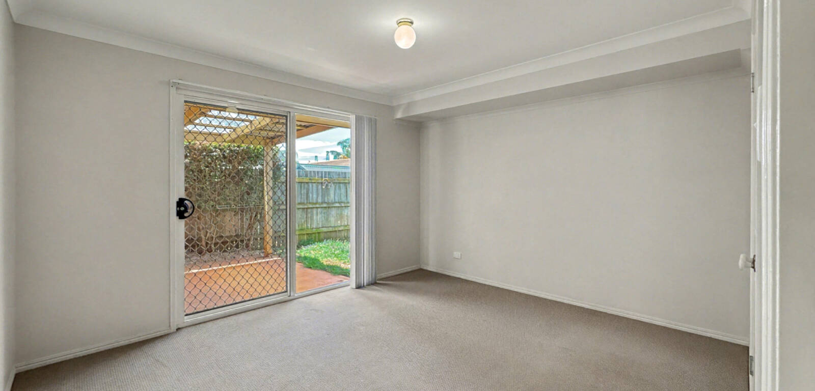 6 Mason Ct, KEARNEYS SPRING, QLD 4350 AU