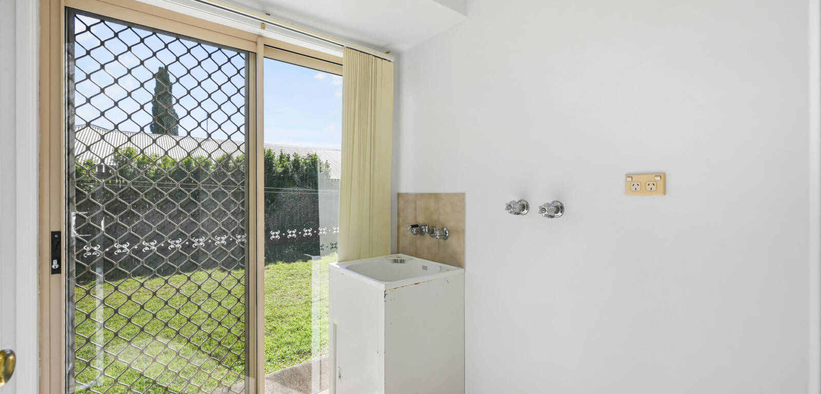 2/5 Gabrielle St, KEARNEYS SPRING, QLD 4350 AU