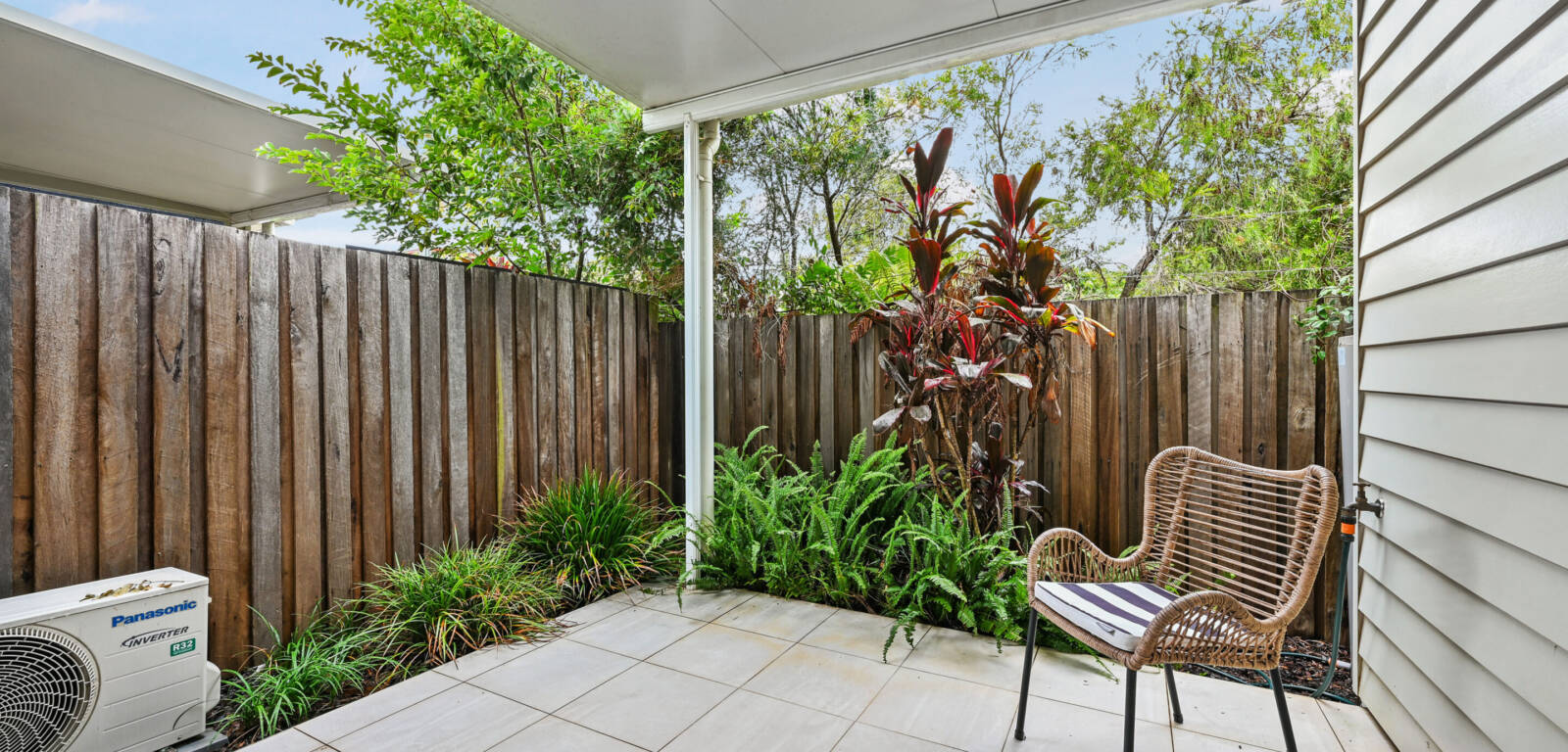 4/138 Hill, NEWTOWN, QLD 4350 AU