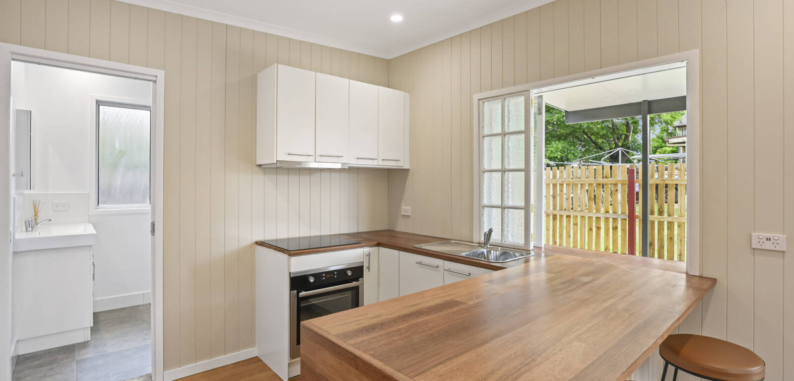 275b James St, NEWTOWN, QLD 4350 AU