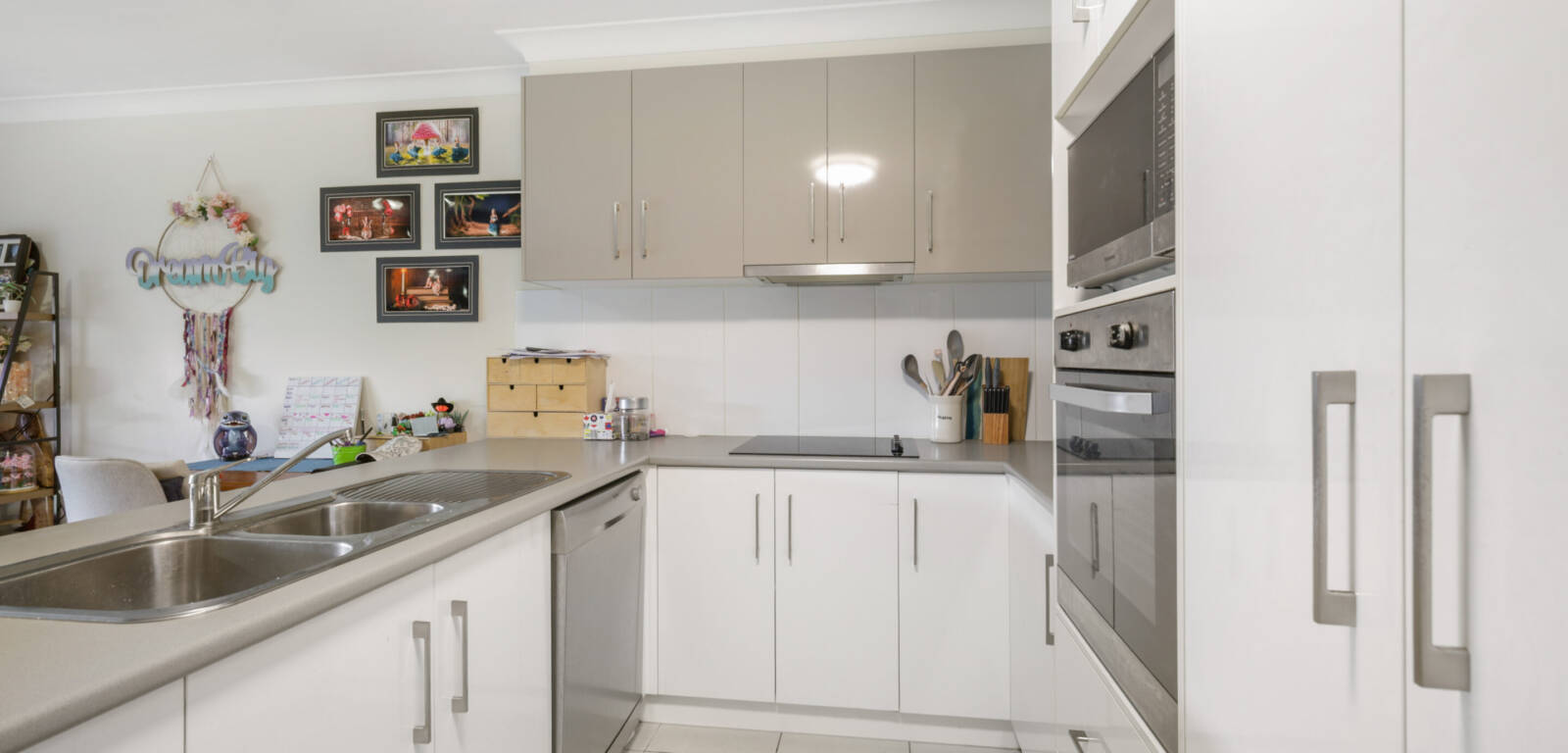 1/2 Taragon, GLENVALE, QLD 4350 AU