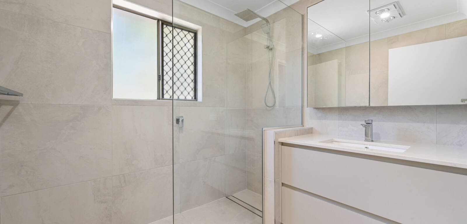 5 Cabernet Ct, WILSONTON HEIGHTS, QLD 4350 AU