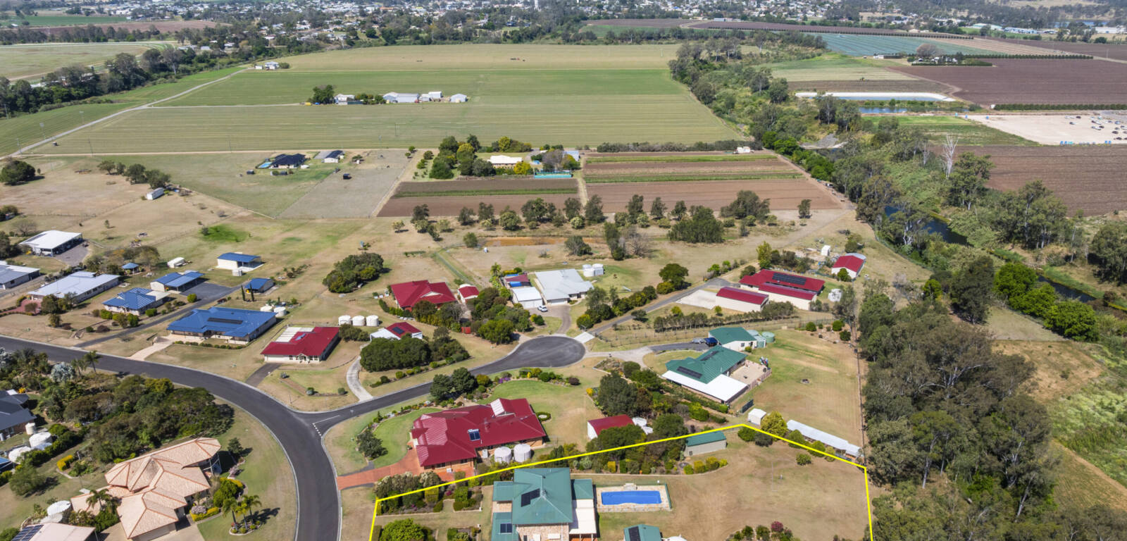 33 Parklea Dr, PLACID HILLS, QLD 4343 AU