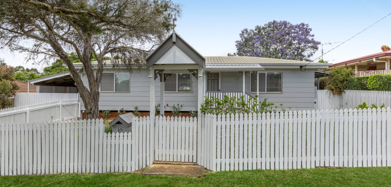 10 Kratzmann Ct, KEARNEYS SPRING, QLD 4350 AU