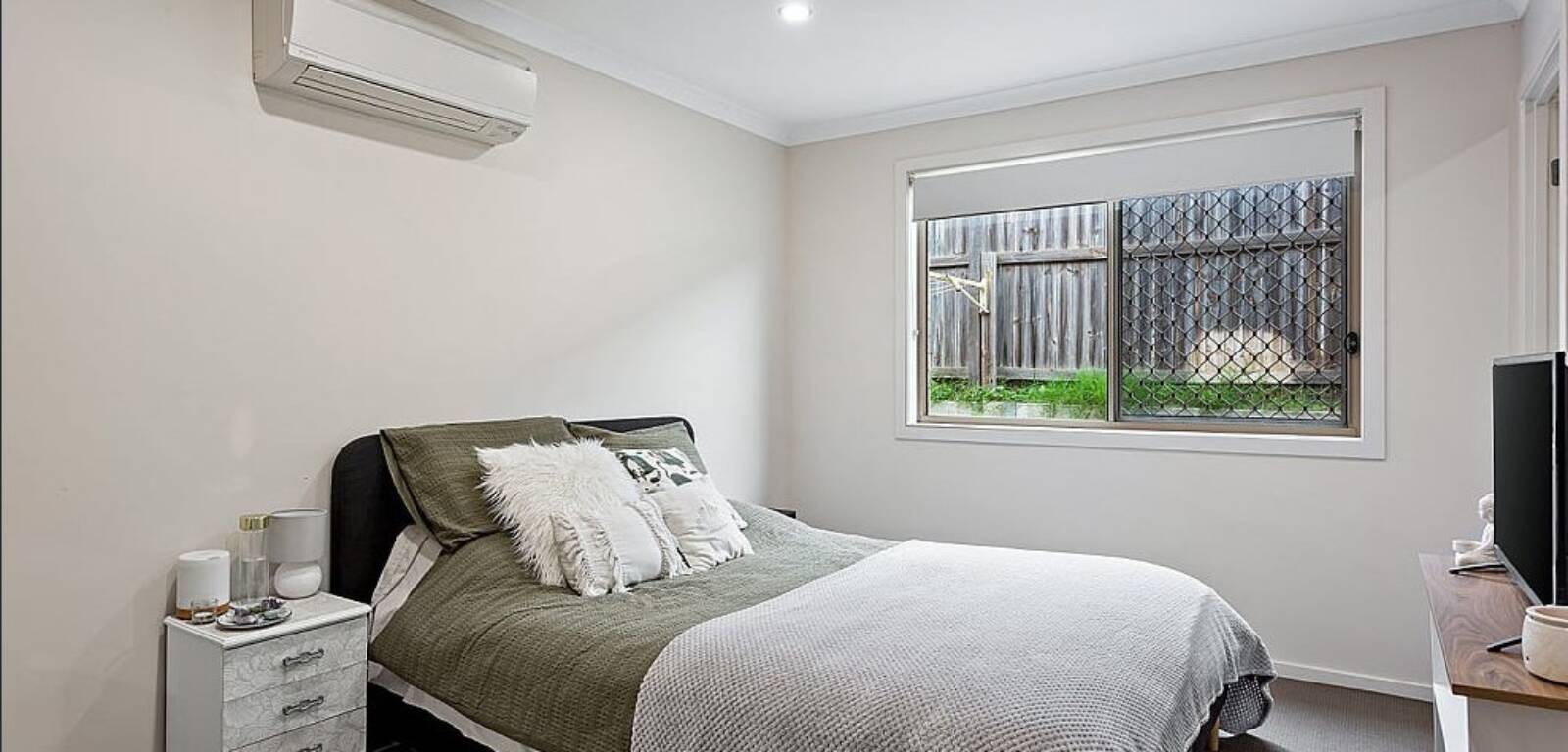 1/27 Cardamon Cres, GLENVALE, QLD 4350 AU