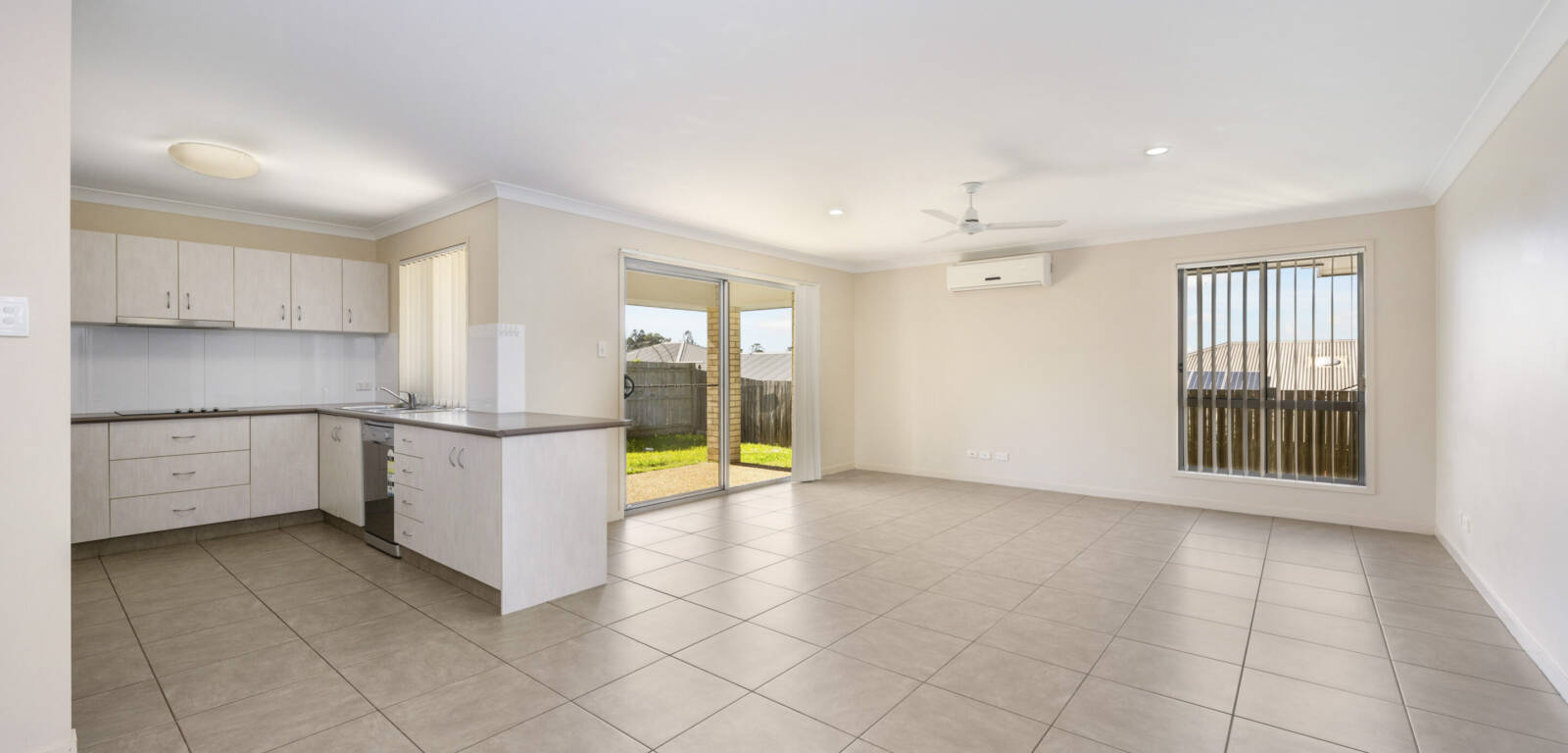 7 Dixon Ct, WILSONTON HEIGHTS, QLD 4350 AU