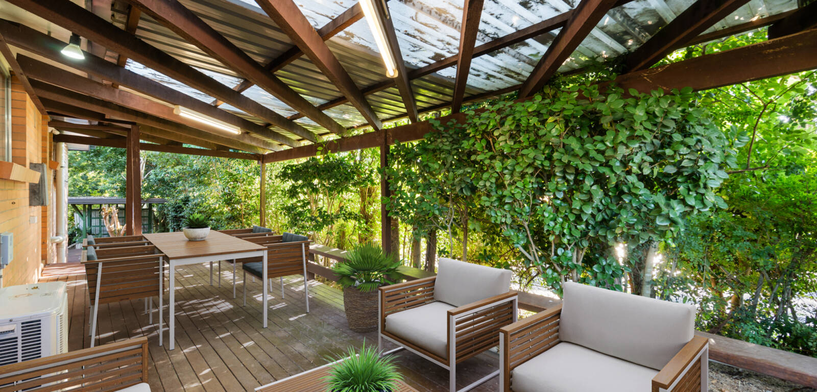 28A Jellicoe St, MOUNT LOFTY, QLD 4350 AU