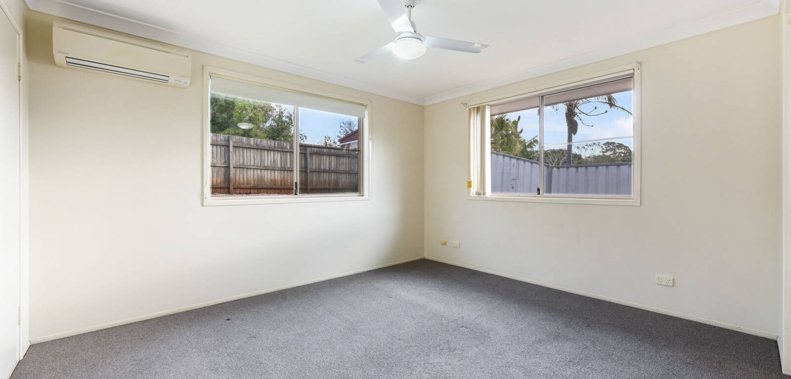 38 Bouganvillea Dr, MIDDLE RIDGE, QLD 4350 AU