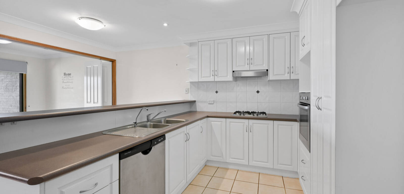 1/80 South St, RANGEVILLE, QLD 4350 AU