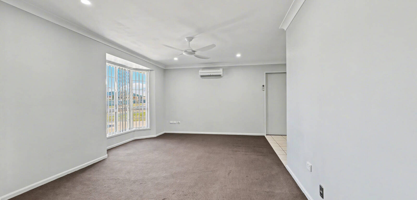 146 Spring St, MIDDLE RIDGE, QLD 4350 AU