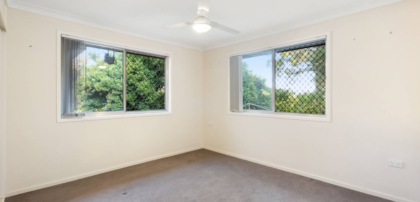 28A Jellicoe St, MOUNT LOFTY, QLD 4350 AU