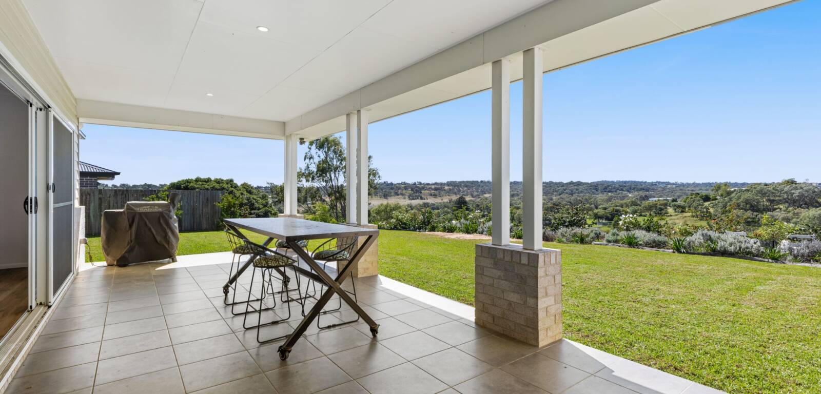 42 Basset Cres, TORRINGTON, QLD 4350 AU