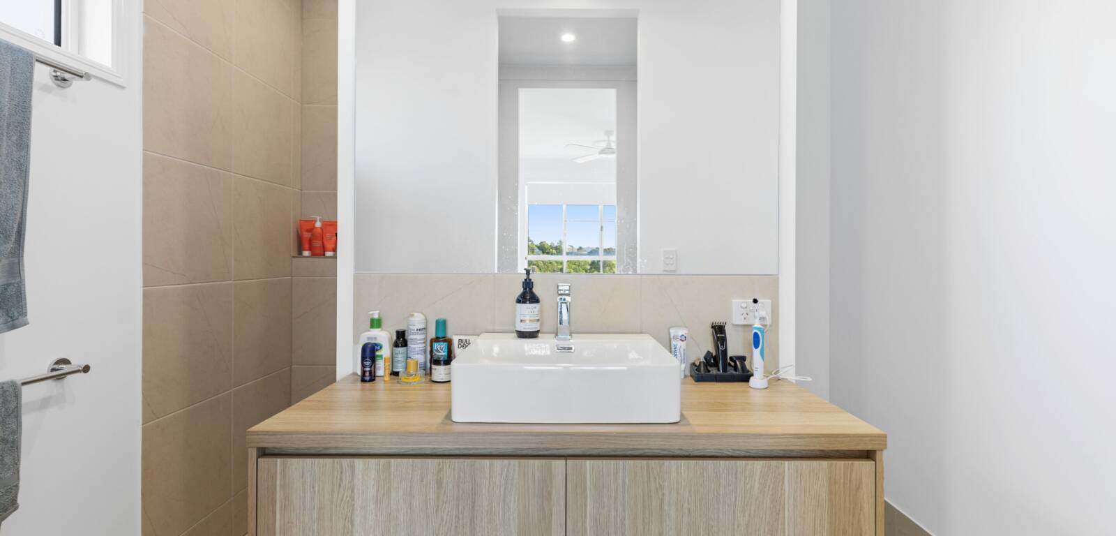 42 Basset Cres, TORRINGTON, QLD 4350 AU