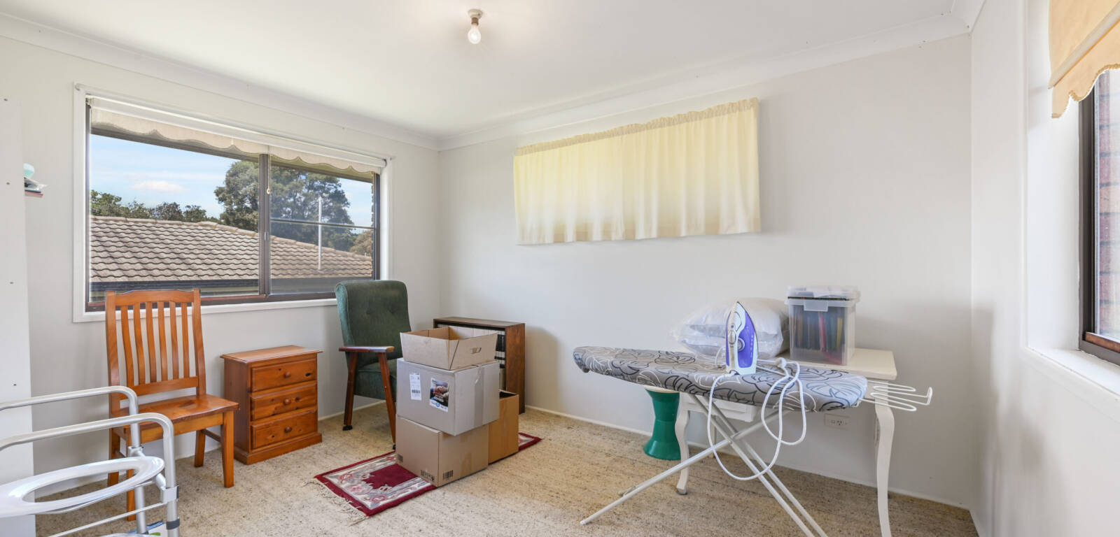 4 Storey St, CENTENARY HEIGHTS, QLD 4350 AU