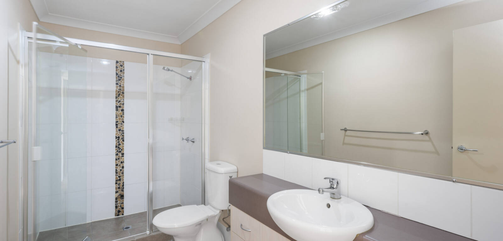 7 Dixon Ct, WILSONTON HEIGHTS, QLD 4350 AU